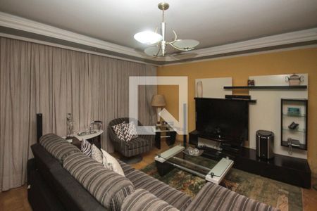 Sala de casa à venda com 4 quartos, 268m² em Jardim Sapopemba, São Paulo