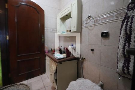 Banheiro da Suíte 1 de casa para alugar com 4 quartos, 268m² em Jardim Sapopemba, São Paulo