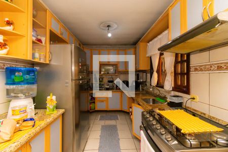 Casa à venda com 268m², 4 quartos e 2 vagasCozinha