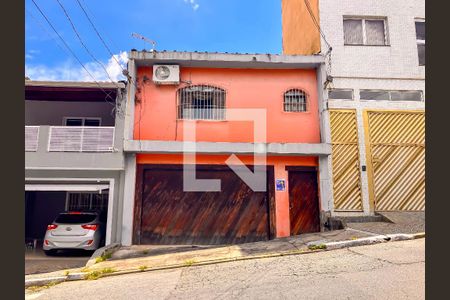 Casa à venda com 268m², 4 quartos e 2 vagasFachada