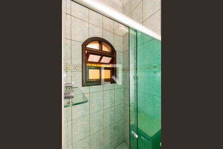 Casa à venda com 268m², 4 quartos e 2 vagasBanheiro da Suíte 2