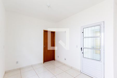 Sala de casa para alugar com 2 quartos, 50m² em Jardim Floriano, Vinhedo