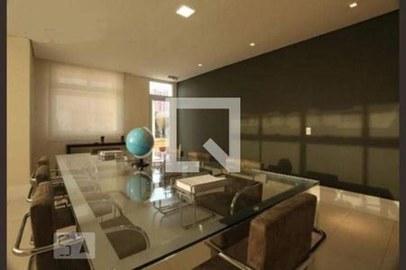 Apartamento à venda com 98m², 3 quartos e 2 vagas Apartamento à venda com 98m², 3 quartos e 2 vagasCoworking