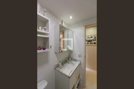 Apartamento à venda com 75m², 3 quartos e 1 vaga Apartamento à venda com 75m², 3 quartos e 1 vagaBanheiro