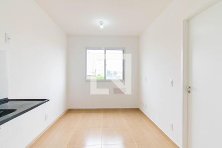 Sala/Cozinha de apartamento para alugar com 1 quarto, 24m² em Cidade Satélite Santa Bárbara, São Paulo