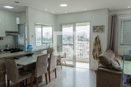 Sala  de apartamento à venda com 2 quartos, 67m² em Vila Marina, São Paulo