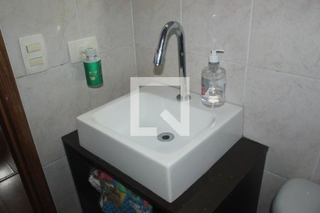 Banheiro de apartamento à venda com 3 quartos, 69m² em Vila São Paulo, São Paulo