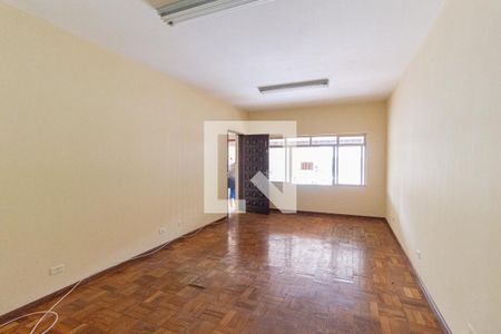 Casa à venda com 200m², 3 quartos e 2 vagasSala