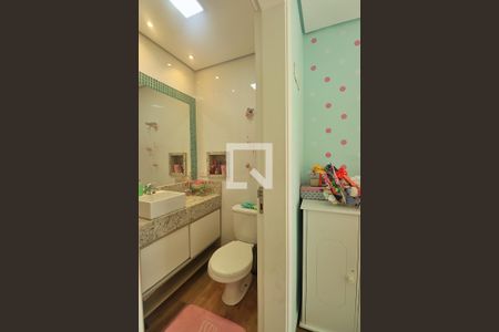 Casa à venda com 258m², 3 quartos e 6 vagasSuíte 3 - Banheiro