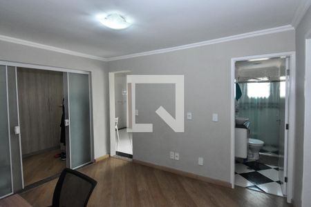 Casa à venda com 250m², 3 quartos e 3 vagasEscritório