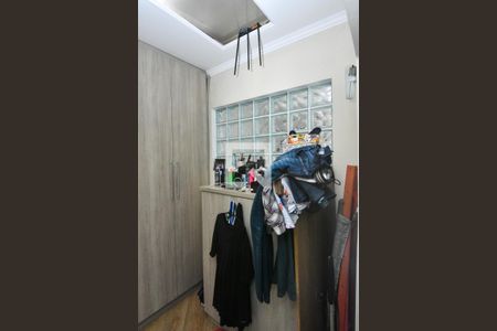 Casa à venda com 250m², 3 quartos e 3 vagasCloset