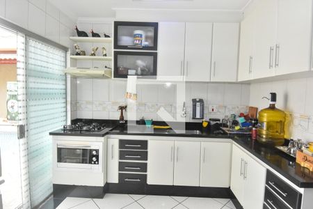 Casa à venda com 250m², 3 quartos e 3 vagasCozinha