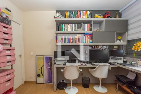 Apartamento à venda com 141m², 4 quartos e 3 vagasQuarto 4