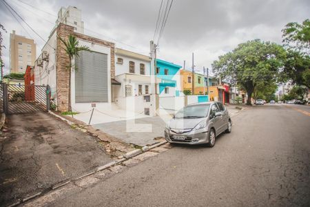 Casa à venda com 114m², 3 quartos e 1 vagaFachada