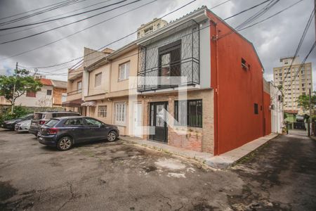 Casa à venda com 114m², 3 quartos e 1 vagaFachada