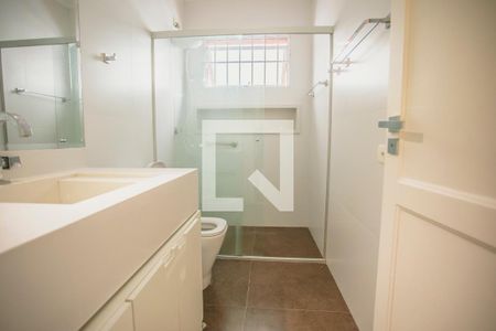 Casa à venda com 114m², 3 quartos e 1 vagaBanheiro