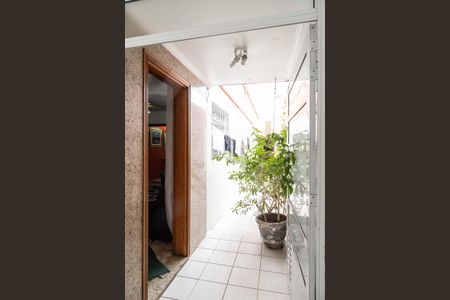 Casa à venda com 125m², 3 quartos e 2 vagasEntrada