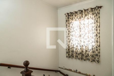 Casa à venda com 125m², 3 quartos e 2 vagasEscada