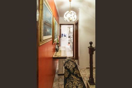 Corredor de casa à venda com 3 quartos, 125m² em Vila Costa Melo, São Paulo