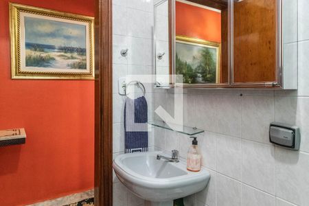 Casa à venda com 125m², 3 quartos e 2 vagasBanheiro