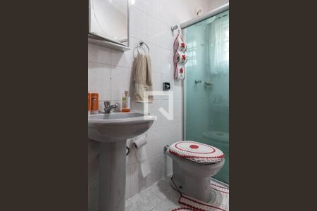 Casa à venda com 125m², 3 quartos e 2 vagasBanheiro