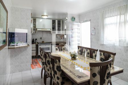 Casa à venda com 125m², 3 quartos e 2 vagasCopa