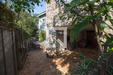 Casa à venda com 250m², 3 quartos e 3 vagasGaragem