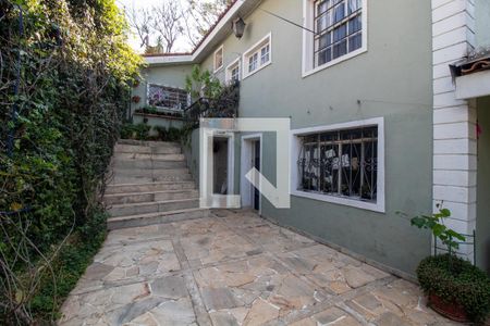 Casa à venda com 250m², 3 quartos e 3 vagasQuintal