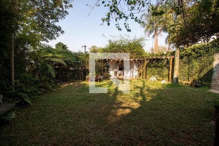 Casa à venda com 250m², 3 quartos e 3 vagasQuintal