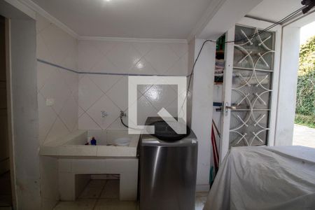 Casa à venda com 250m², 3 quartos e 3 vagasÁrea de Serviço