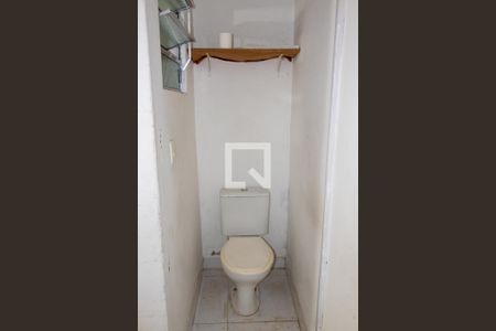 Casa à venda com 250m², 3 quartos e 3 vagasLavabo