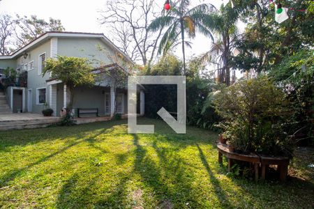 Casa à venda com 250m², 3 quartos e 3 vagasQuintal