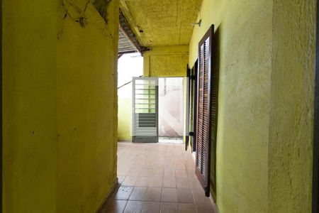 Quintal de casa para alugar com 2 quartos, 70m² em Vila Gustavo, São Paulo