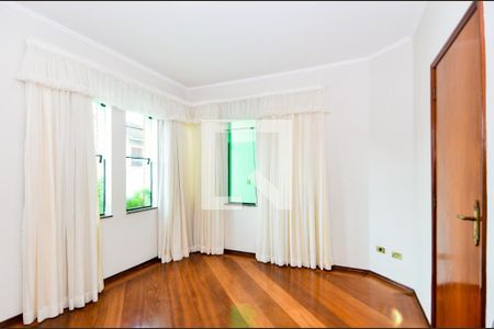 Casa à venda com 314m², 3 quartos e 4 vagasSala de TV