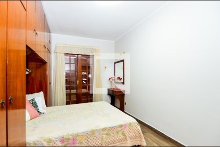 Casa à venda com 314m², 3 quartos e 4 vagasQuarto 2