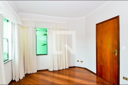 Casa à venda com 314m², 3 quartos e 4 vagasSala de TV