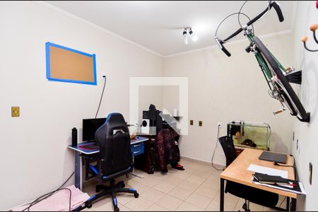 Casa à venda com 314m², 3 quartos e 4 vagasEscritório