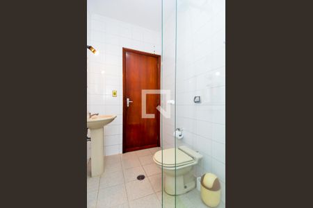 Casa à venda com 314m², 3 quartos e 4 vagasBanheiro de Serviço