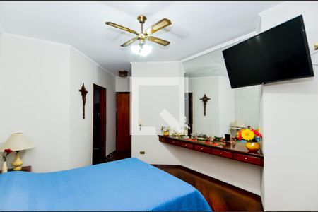 Casa à venda com 314m², 3 quartos e 4 vagasQuarto 3 - Suíte