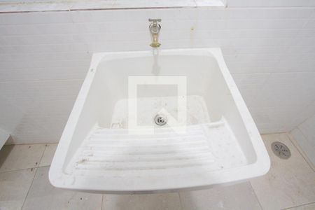 Casa para alugar com 52m², 1 quarto e 1 vagaTanque