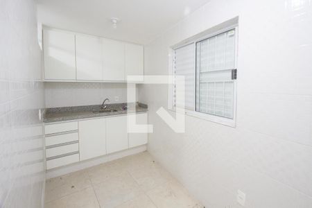 Cozinha de casa para alugar com 1 quarto, 52m² em Jardim Germânia, São Paulo