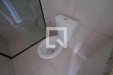Apartamento à venda com 60m², 2 quartos e 1 vaga Apartamento à venda com 60m², 2 quartos e 1 vagaDetalhe do banheiro