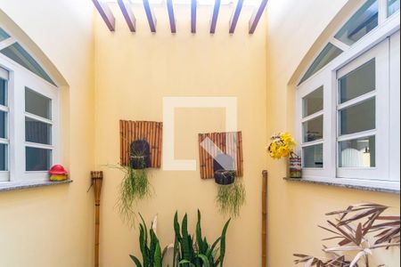 Casa à venda com 180m², 3 quartos e 2 vagasJardim de Inverno