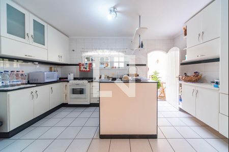 Casa à venda com 180m², 3 quartos e 2 vagasCozinha