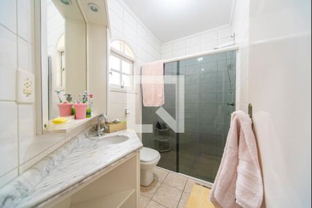 Casa à venda com 180m², 3 quartos e 2 vagasBanheiro Social