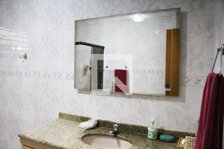 Casa à venda com 583m², 4 quartos e 6 vagas Casa à venda com 583m², 4 quartos e 6 vagasBanheiro da Suíte