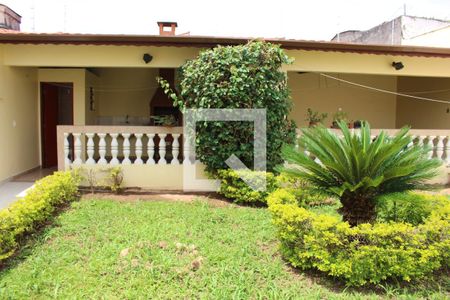 Casa à venda com 583m², 4 quartos e 6 vagasQuintal