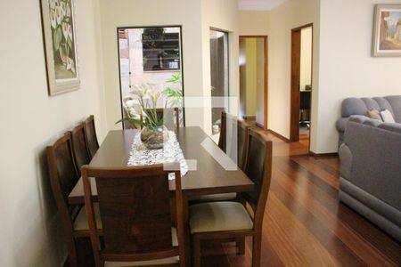 Sala de casa à venda com 4 quartos, 583m² em Vila Palmeiras, São Paulo