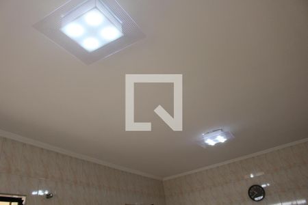 Casa à venda com 583m², 4 quartos e 6 vagas Casa à venda com 583m², 4 quartos e 6 vagasCozinha