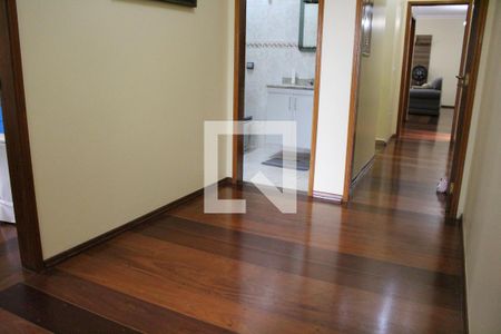 Casa à venda com 583m², 4 quartos e 6 vagasHall